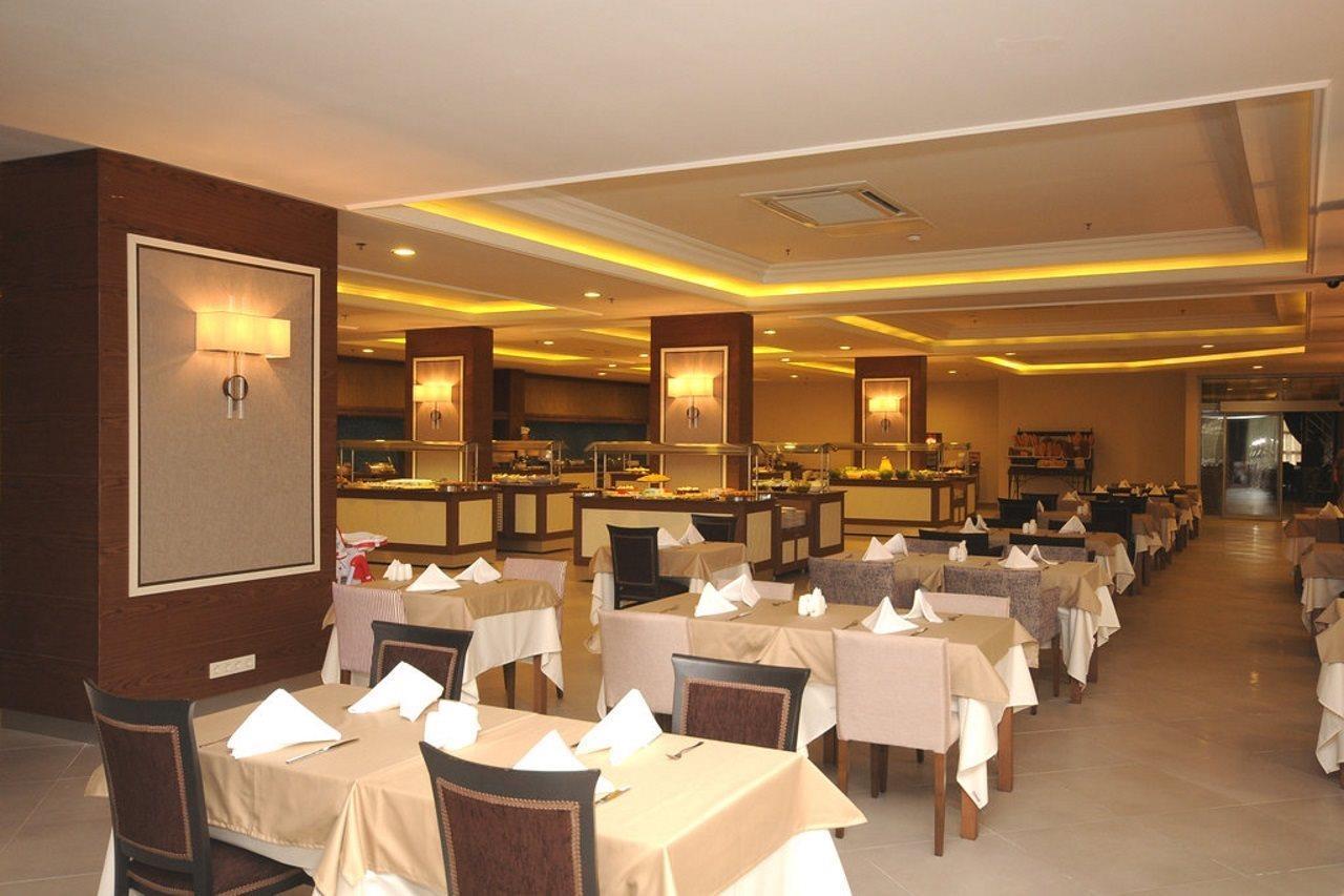 Insula & Hotell