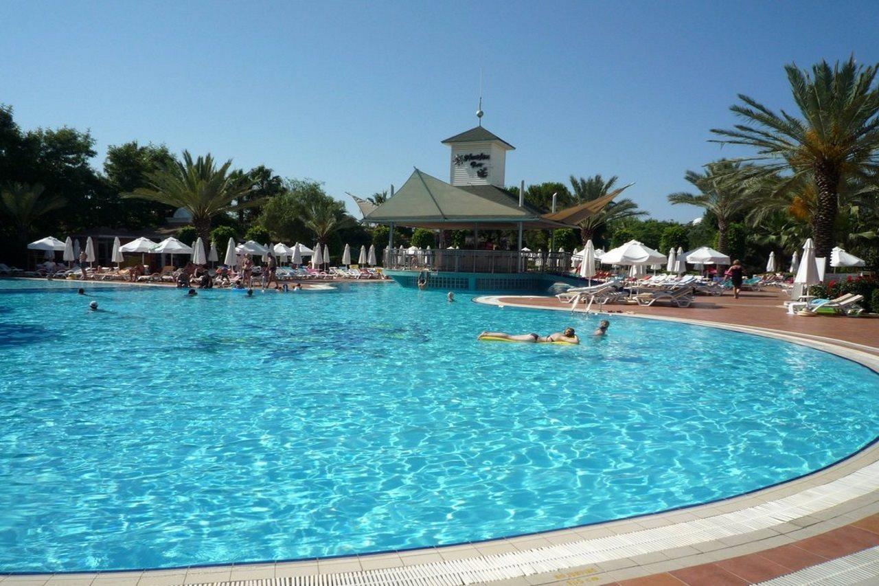 Insula & Hotell