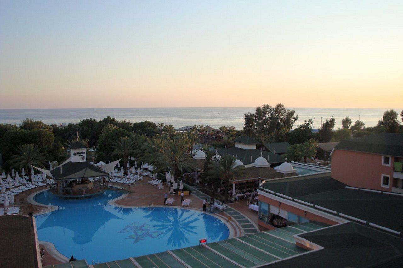 Insula & Hotell
