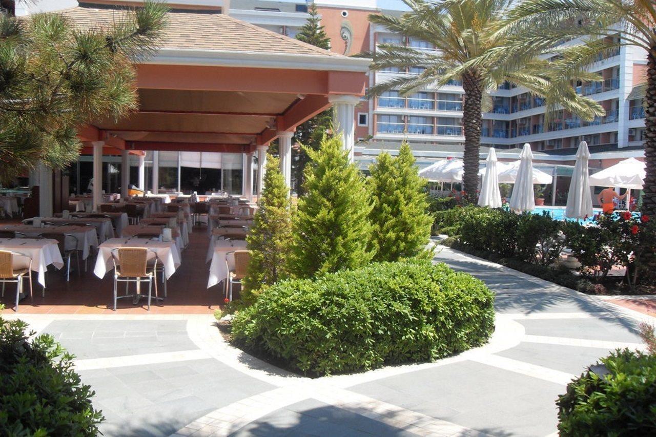 Insula & Hotell